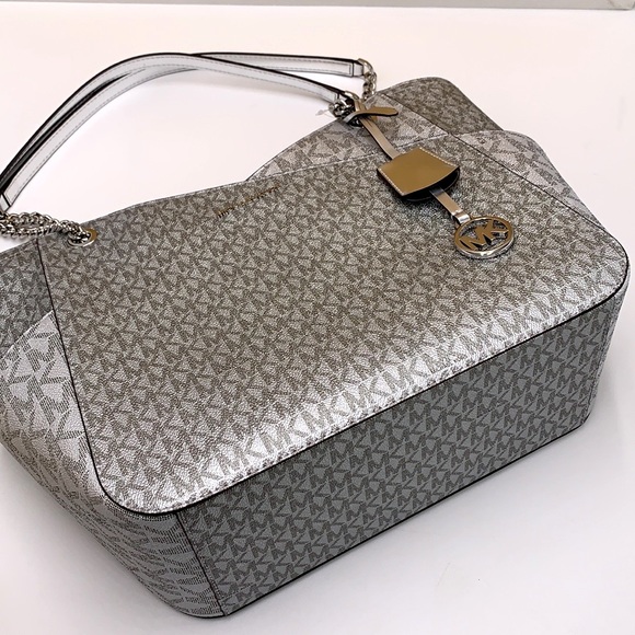 MICHAEL KORS JET SET LARGE X CHAIN SHOULDER TOTE SILVER SIGNATURE COLOR - Picture 14 of 16